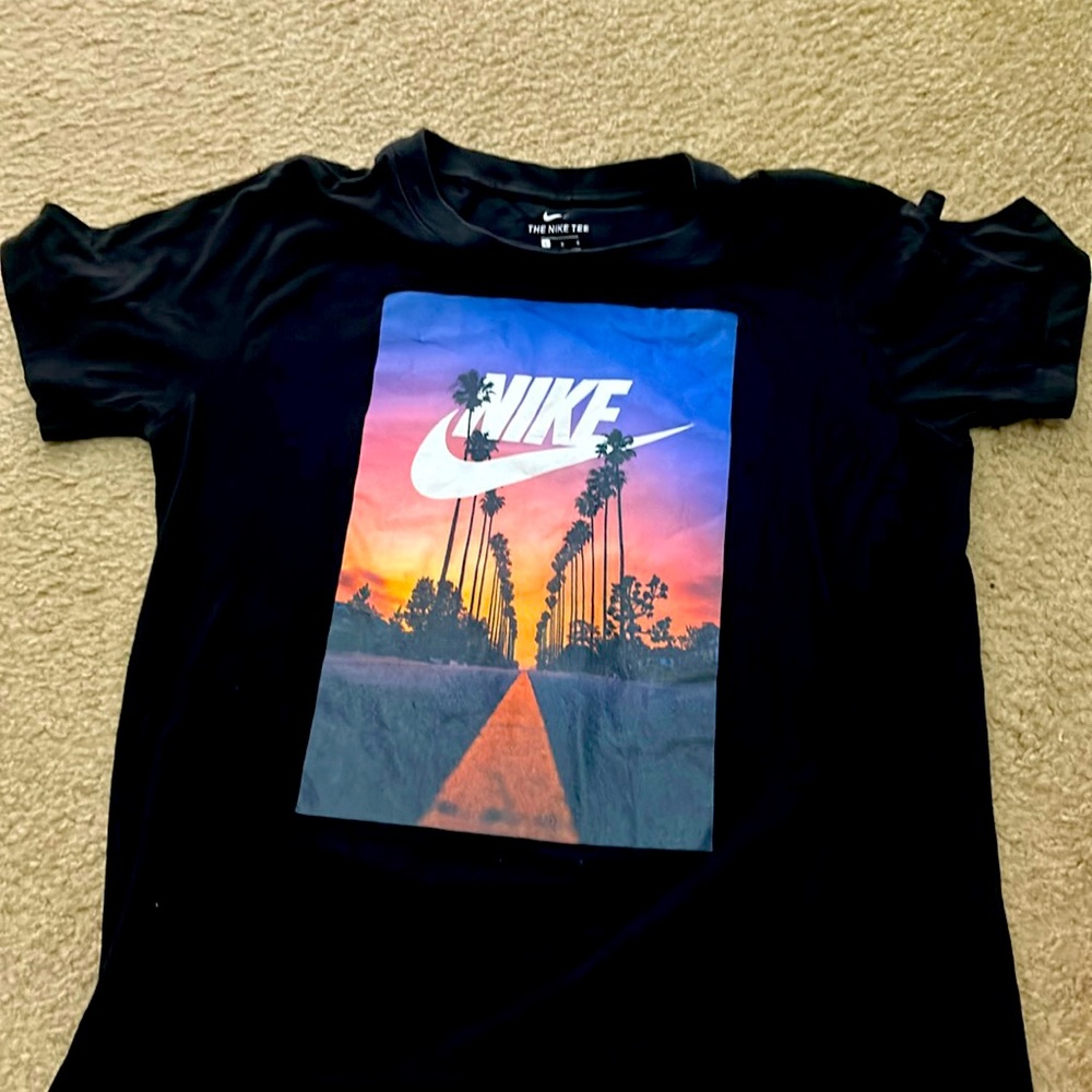 Nike, youth black t-shirt.